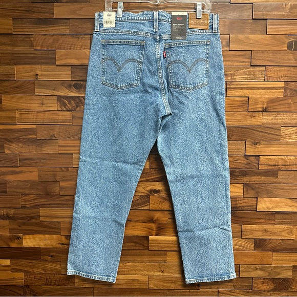 Levi’s - Wedgie Straight - Picture 3 of 10